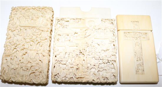 Three Chinese export ivory card cases, 19th century, 8.5cm - 9.5cm
